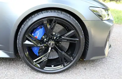 Audi RS6 Avant 4.0 TFSI V8 — Break haute performance, 600 ch, seulement 23 310 km — Miniatura 7