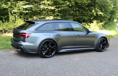 Audi RS6 Avant 4.0 TFSI V8 — Break haute performance, 600 ch, seulement 23 310 km — Miniatura 9