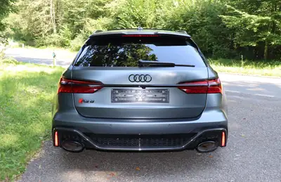 Audi RS6 Avant 4.0 TFSI V8 — Break haute performance, 600 ch, seulement 23 310 km — Miniatura 11