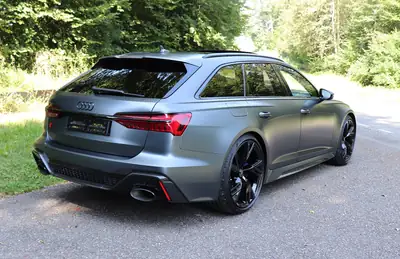 Audi RS6 Avant 4.0 TFSI V8 — Break haute performance, 600 ch, seulement 23 310 km — Miniatura 10