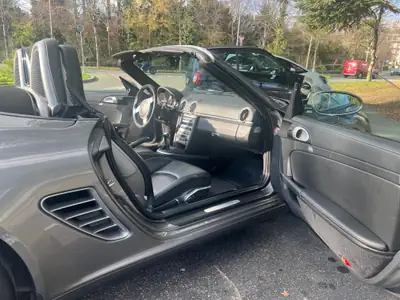 Porsche 718 Boxster S 3.4 — Roadster pur-sang, un propriétaire, 112'000 km — Heckansicht