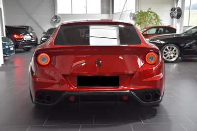 Ferrari FF 2012 — Grand Tourisme V12 iconic, 51'700 km, état impeccable — arrière