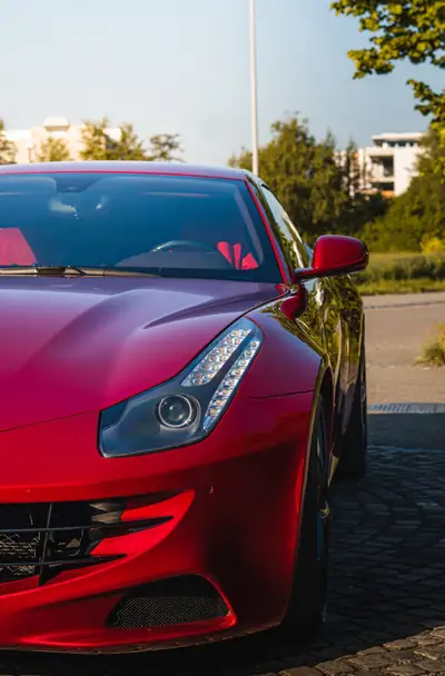 Ferrari FF 2012 — Grand Tourisme V12 iconic, 51'700 km, état impeccable — Miniature 15