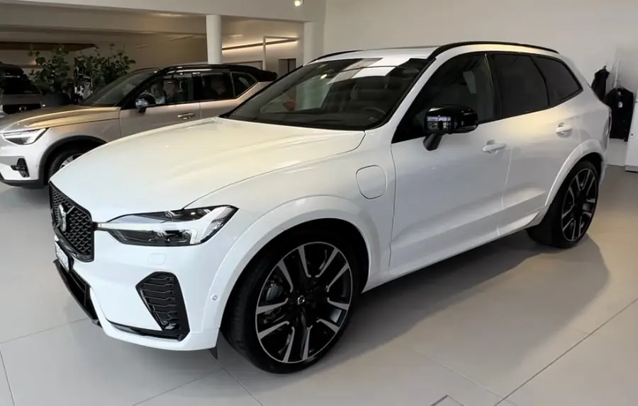 Volvo XC60 2023 occasion Villmergen — 2