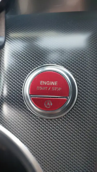 Mercedes-Benz GLC 200 4MATIC — SUV hybride essence, 31 000 km, garantie constructeur — Miniature 13