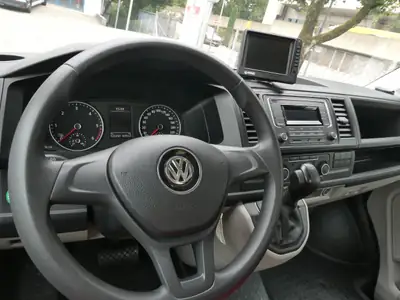 VW T6 Baldinger — Châssis-cabine professionnel, motorisation robuste et configurabilité unique — cruscotto