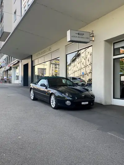 Aston Martin DB7 Vantage Volante 2003 — Cabriolet sportif d'exception, 2 propriétaires suisses — détail