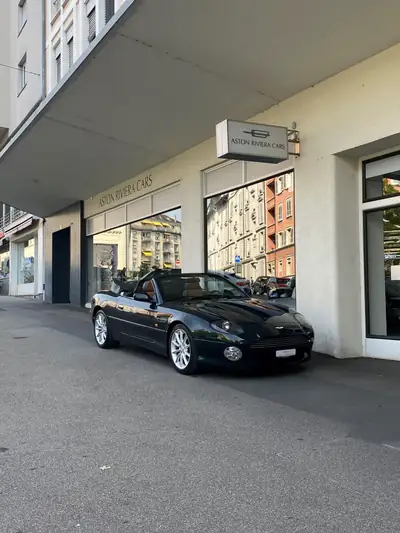Aston Martin DB7 Vantage Volante 2003 — Cabriolet sportif d'exception, 2 propriétaires suisses — Miniature 7