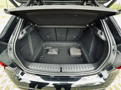 BMW M135i xDrive Steptronic — Sportivité premium, 28'000 km seulement — Miniatura 11