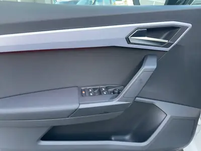 SEAT Ibiza 1.0 EcoTSI FR DSG — Citadine dynamique, boîte auto, 110 km seulement — Thumbnail 12
