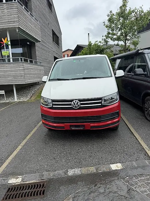 VW T6 Caravelle 2.0 TDI Comfortline — Monospace 9 places, moteur récent, fiabilité confirmée — Außenansicht