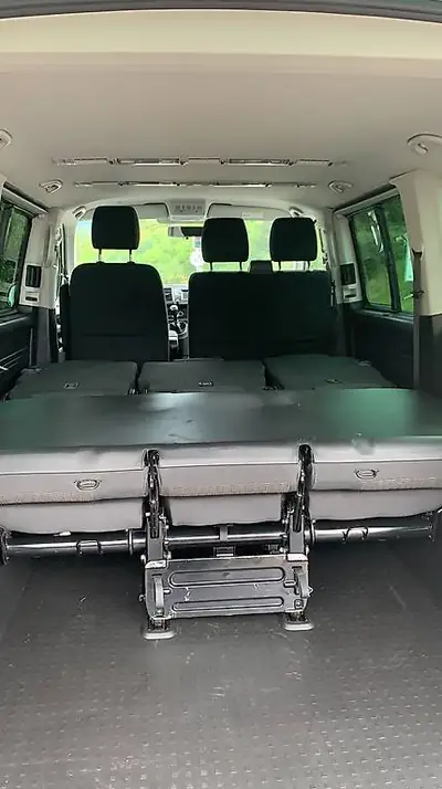 VW T6 Caravelle 2.0 TDI Comfortline — Monospace 9 places, moteur récent, fiabilité confirmée — Armaturenbrett