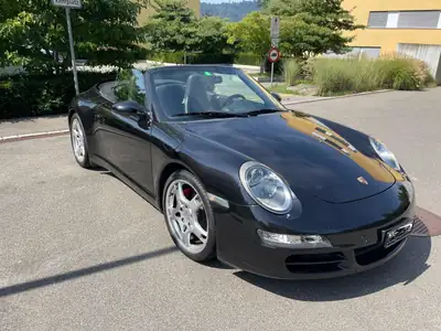 Porsche 911 Carrera 4S Cabriolet 2007 — Roadster légendaire, 355 ch, transmission manuelle — tableau de bord