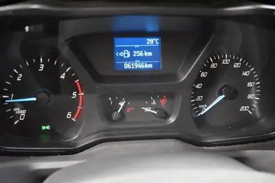 Ford Transit Van 310 L2H2 — Utilitaire robuste 2.2 TDCi, entretien récent — Miniature 13