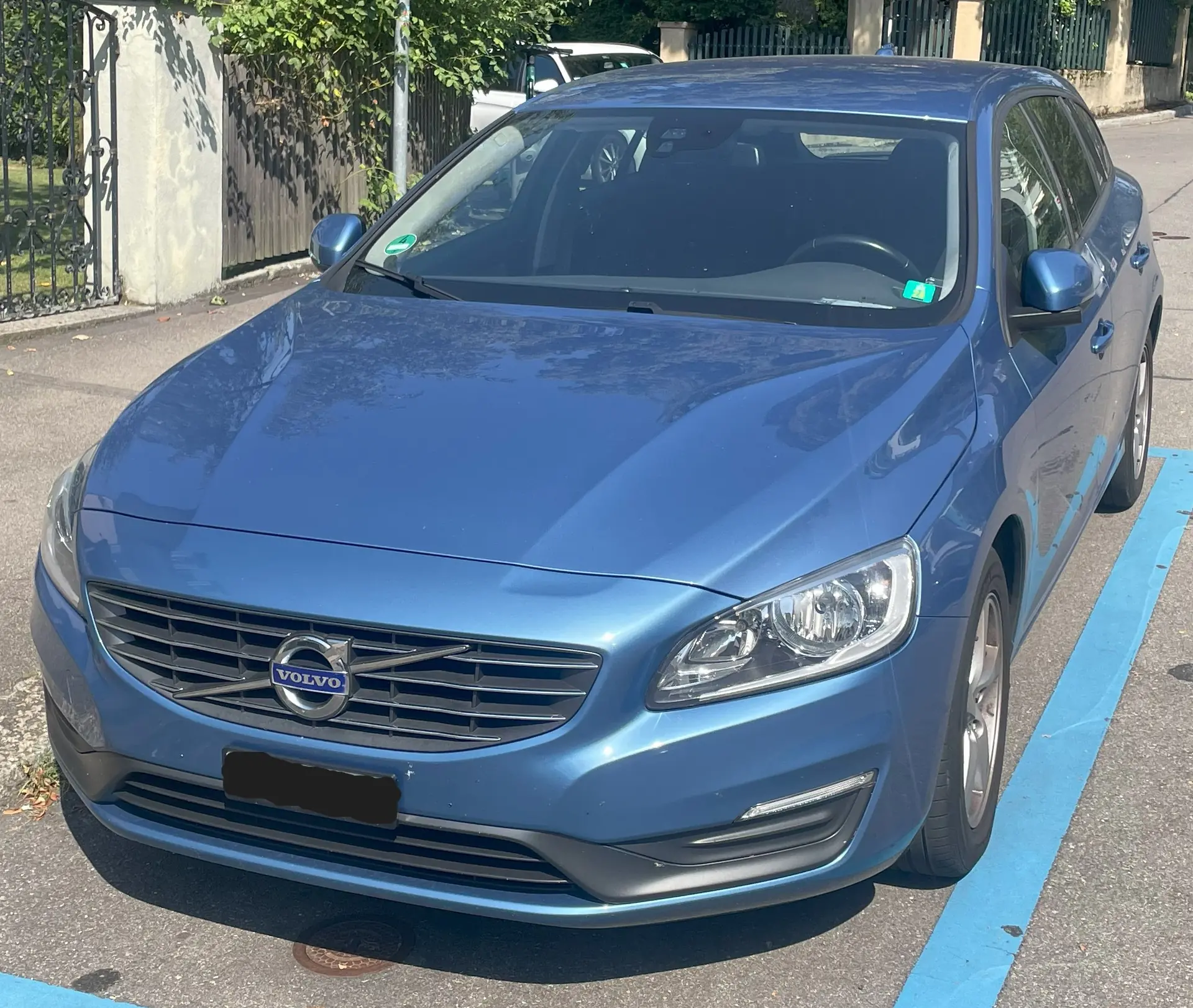 Volvo V60 D3 2014 — Break diesel performant, état impeccable et optimisé Polestar — vista esterna
