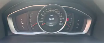 Volvo V60 D3 2014 — Break diesel performant, état impeccable et optimisé Polestar — cruscotto