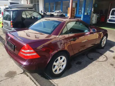 Mercedes-Benz SLK 230 Kompressor — Roadster sport iconique, 65'000 km seulement — Miniatur 7
