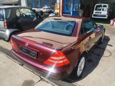 Mercedes-Benz SLK 230 Kompressor — Roadster sport iconique, 65'000 km seulement — Miniatur 8