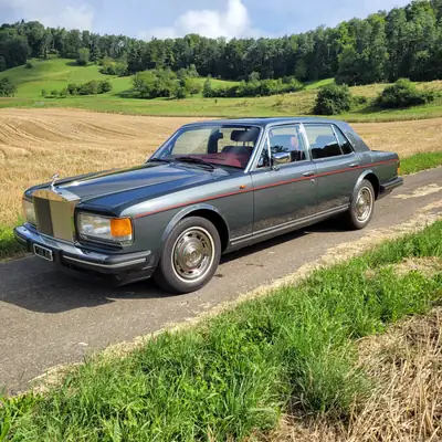 Rolls-Royce Silver Spirit 1988 — Statut Vétéran, Légendaire Britannique — côté