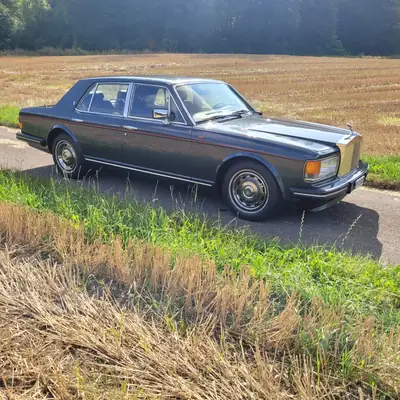 Rolls-Royce Silver Spirit 1988 — Statut Vétéran, Légendaire Britannique — arrière