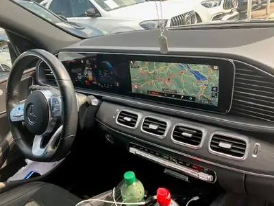 Mercedes-Benz GLE 300 d 4Matic AMG Line — SUV premium diesel, 66'000 km seulement — detail