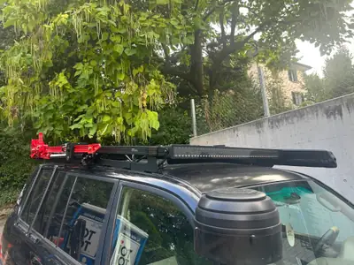 Toyota Land Cruiser 500 4.2 TD — Le SUV de légende, motorisation diesel robuste — Miniature 13