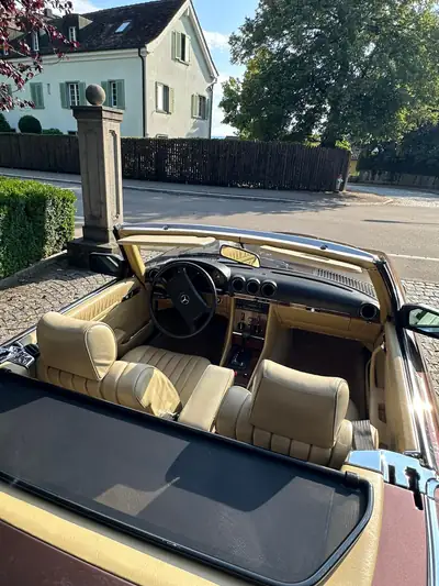 Mercedes-Benz SL 500 V8 1982 — Cabriolet vintage rare, état exceptionnel et homologation vétéran — Miniatura 8