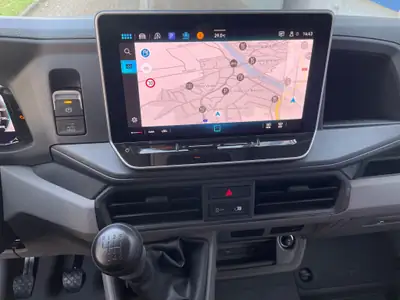 VW Crafter 35 2.0 TDI L3 HD — Utilitaire diesel robuste, 17 km seulement — Miniatura 9