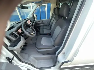 VW Crafter 35 2.0 TDI L3 HD — Utilitaire diesel robuste, 17 km seulement — Miniatura 11
