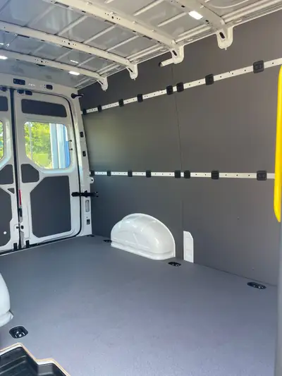 VW Crafter 35 2.0 TDI L3 HD — Utilitaire diesel robuste, 17 km seulement — Miniatura 14