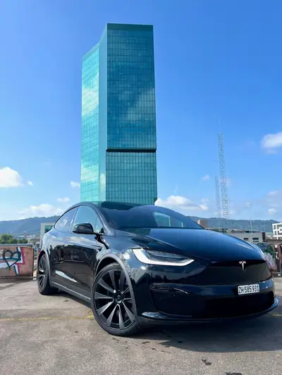 Tesla Model X 100kWh Plaid — SUV électrique haute performance, 58'000 km seulement — Armaturenbrett