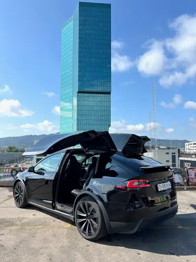 Tesla Model X 100kWh Plaid — SUV électrique haute performance, 58'000 km seulement — Miniatur 8