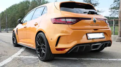 Renault Mégane Trophy 300 EDC — Performance sportive, 79000 km seulement — vue extérieure
