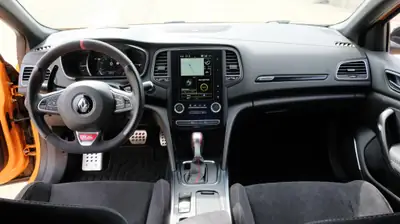 Renault Mégane Trophy 300 EDC — Performance sportive, 79000 km seulement — détail
