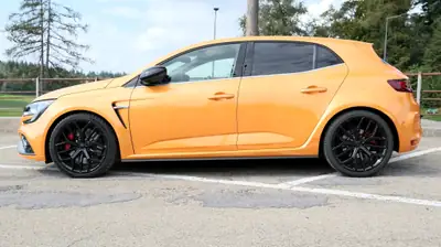Renault Mégane Trophy 300 EDC — Performance sportive, 79000 km seulement — intérieur