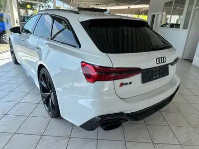 Audi RS6 Avant 4.0 TFSI V8 — Berline sportive 600 ch, 72 500 km, quattro intégral — Heckansicht