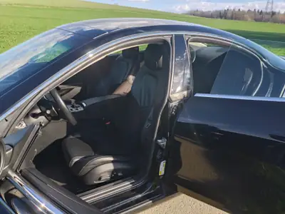 Fisker Karma Standard 2013 — La première berline électrique de luxe à prolongateur d'autonomie — Armaturenbrett