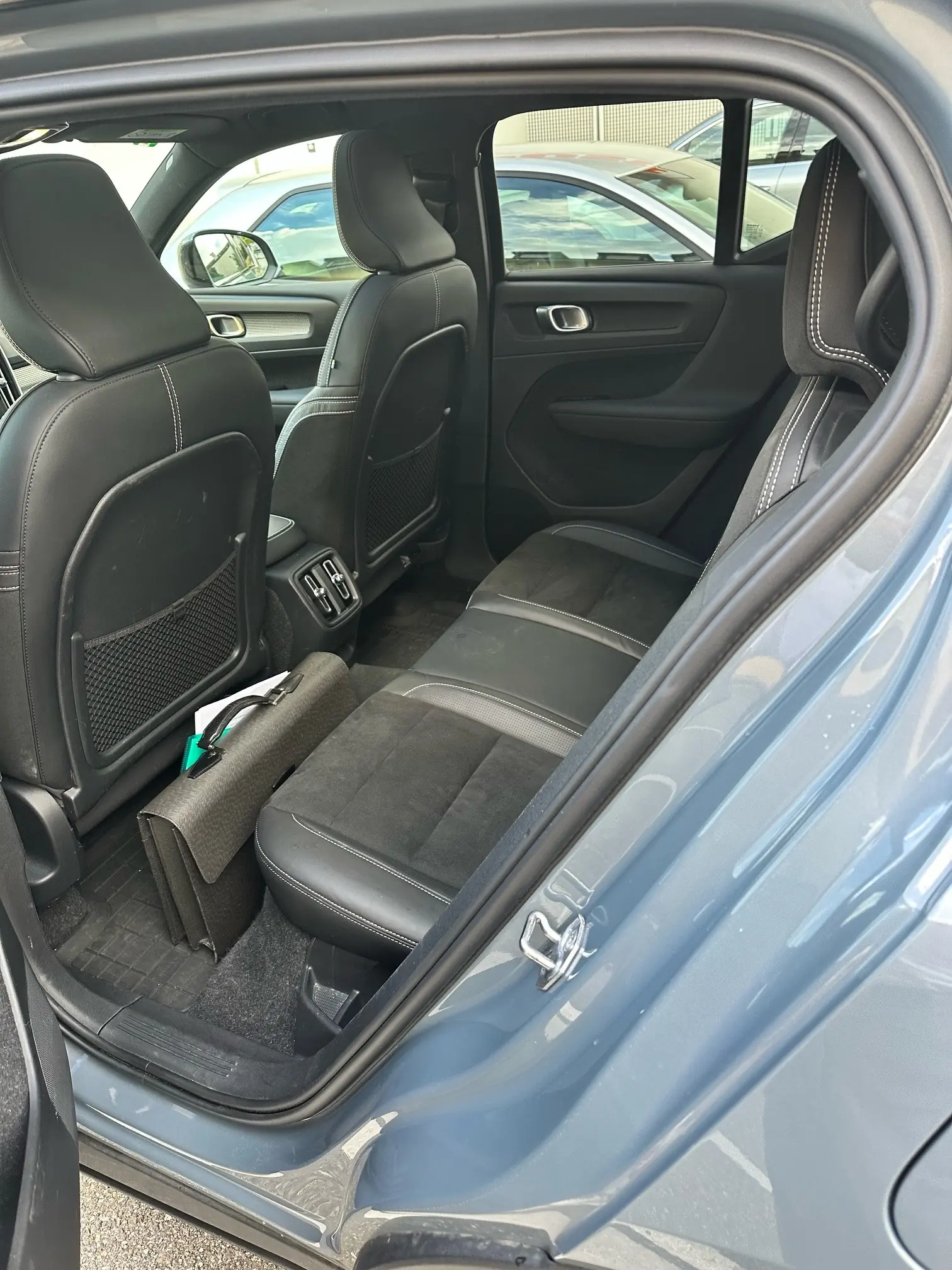 Volvo XC40 2021 occasion Carouge — 4