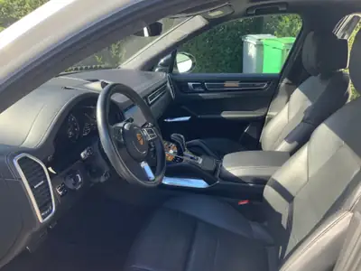 Porsche Cayenne Turbo S E-Hybrid — SUV hybride rechargeable haute performance, 79'000 km — Miniatura 7