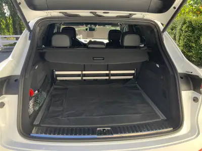 Porsche Cayenne Turbo S E-Hybrid — SUV hybride rechargeable haute performance, 79'000 km — Miniatura 11