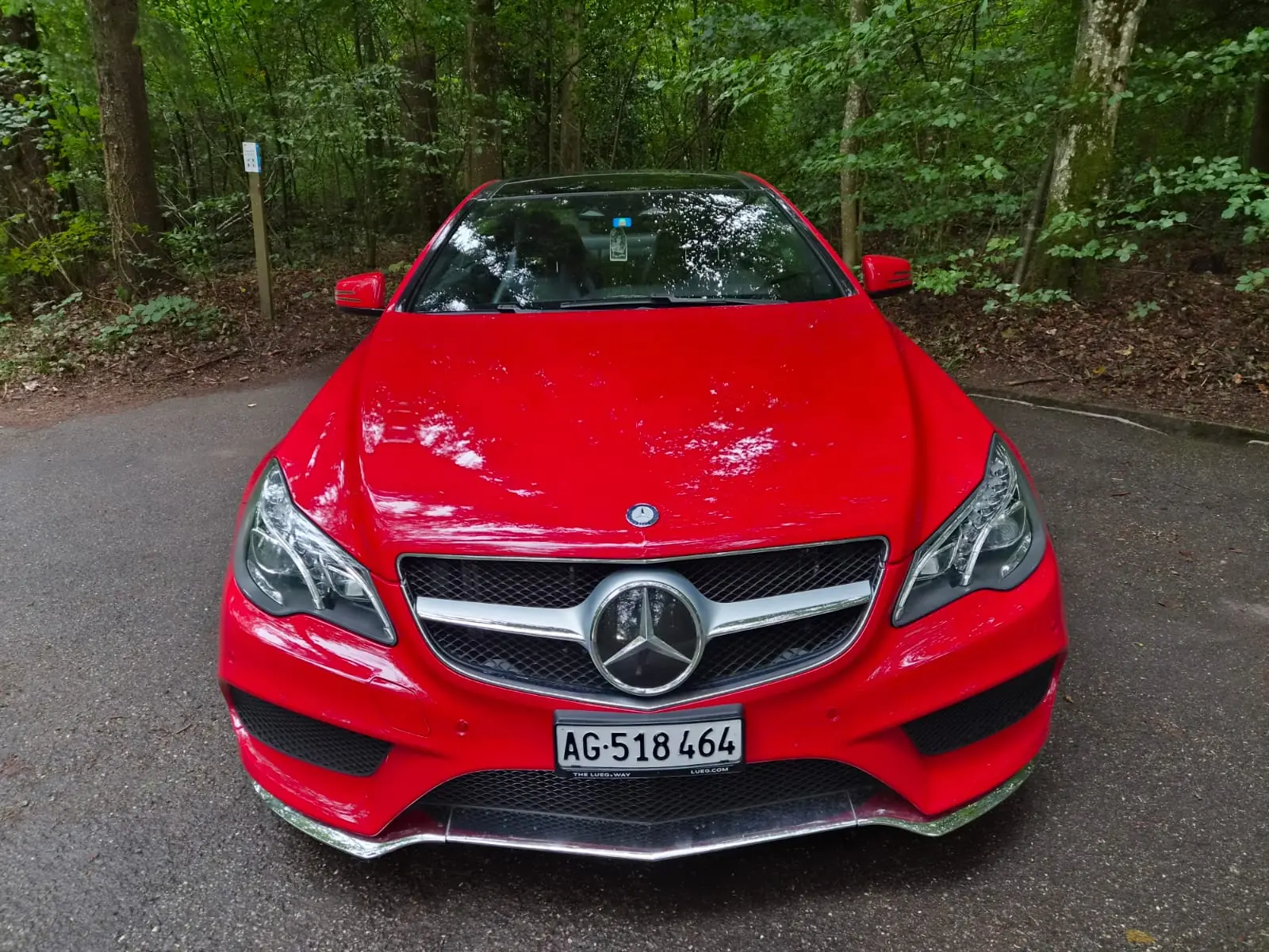 Mercedes-Benz E 350 Coupé 4Matic — Sportivité et prestige, moteur 306 ch — Außenansicht