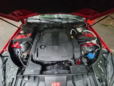 Mercedes-Benz E 350 Coupé 4Matic — Sportivité et prestige, moteur 306 ch — Miniatur 8