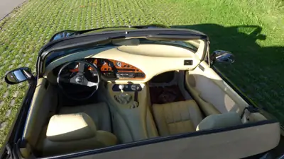 TVR Griffith V8 4.3 — Cabriolet british légendaire, 277 ch et seulement 56 000 km — Miniatur 9