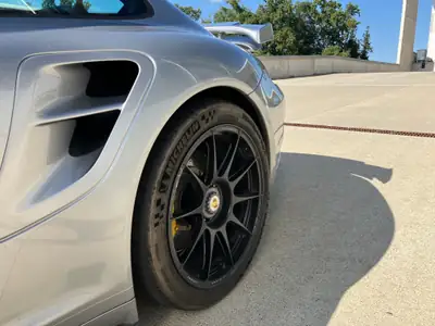 Porsche 911 Turbo S PDK — Superbe coupé de prestige, 39 500 km seulement — Miniature 9