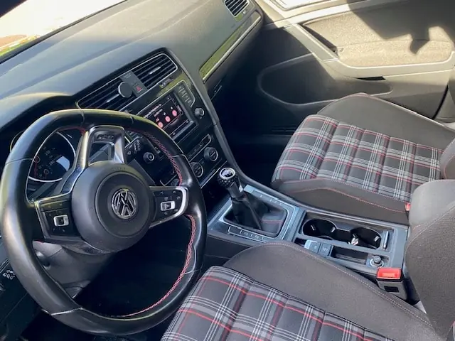 Volkswagen Golf 2016 occasion Gamprin — 4