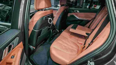BMW X5 xDrive 50e LCI — Hybride rechargeable haute performance, 11'000 km seulement — dettaglio