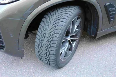 BMW X5 xDrive 50e LCI — Hybride rechargeable haute performance, 11'000 km seulement — Miniatura 8