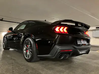 Ford Mustang Dark Horse Manual — Legend américaine 454 ch, quasi neuve et légale en Suisse — Miniatur 7