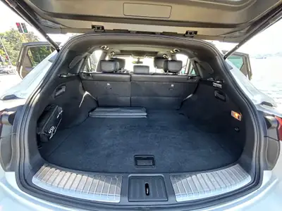 INFINITI QX70 3.7 Ultimate AWD — SUV premium 320 ch, faible kilométrage — Miniatur 14