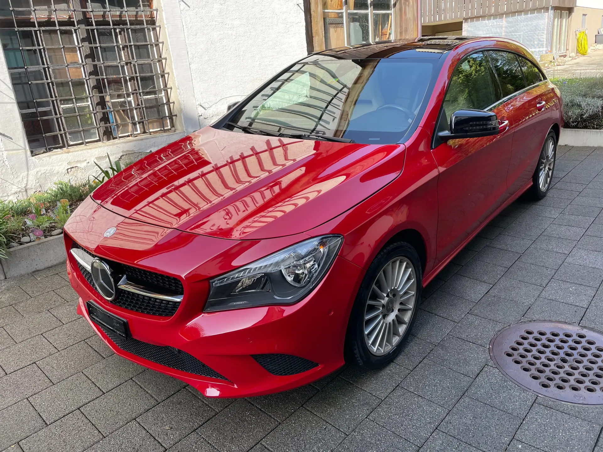 Mercedes-Benz CLA 250 Shooting Brake — Break sportif 4Matic, 150'000 km — vista esterna